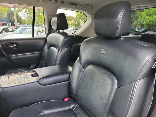 2014 INFINITI QX80 Standard