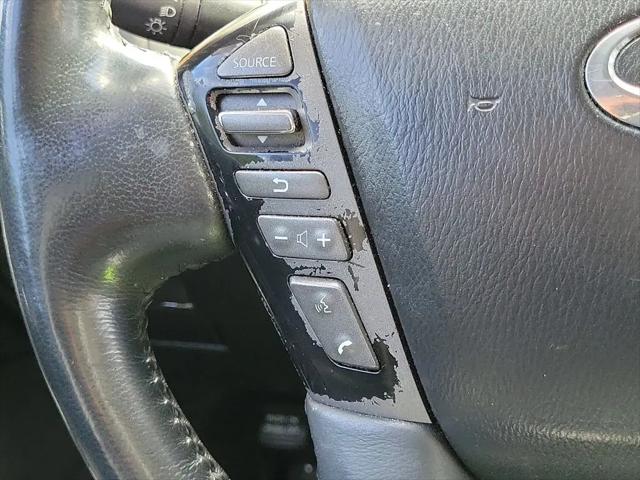 2014 INFINITI QX80 Standard