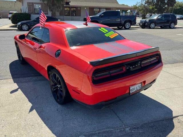 2018 Dodge Challenger SXT Plus