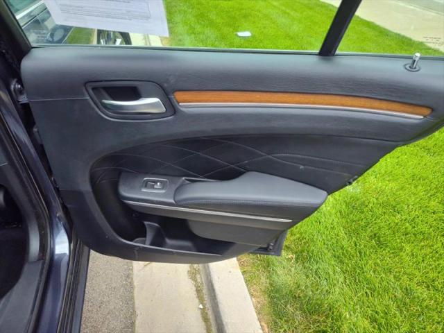 2015 Chrysler 300 Platinum AWD