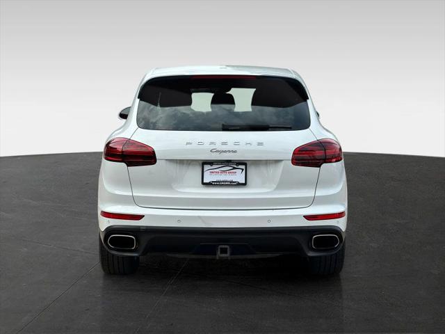 2016 Porsche Cayenne Base