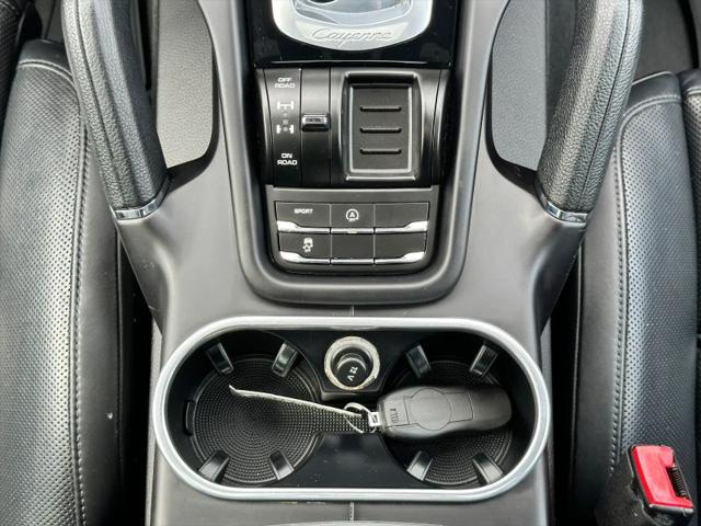 2016 Porsche Cayenne Base