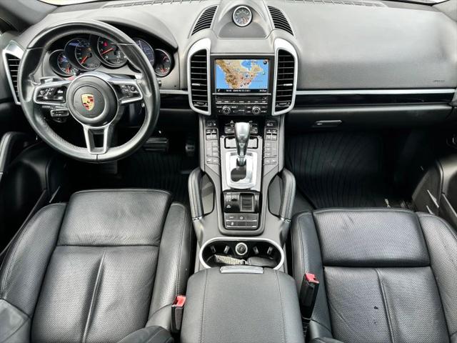2016 Porsche Cayenne Base