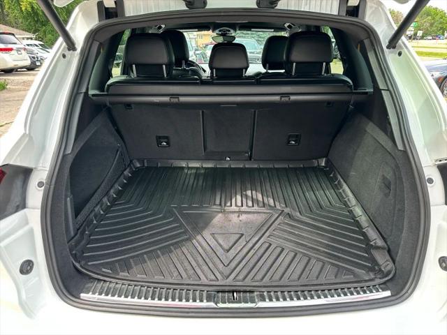 2016 Porsche Cayenne Base