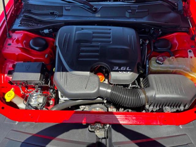 2015 Dodge Challenger SXT