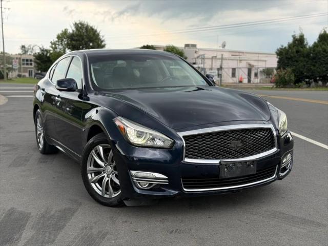 2015 INFINITI Q70 3.7X for sale in Chantilly, VA