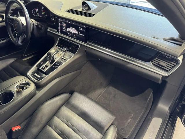 2019 Porsche Panamera E-Hybrid 4