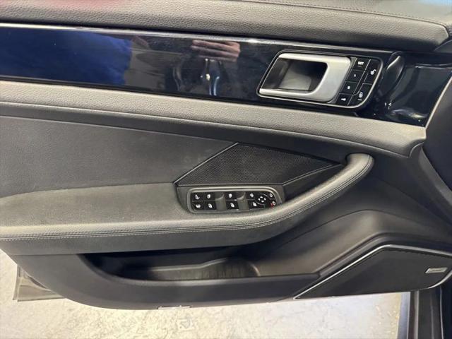 2019 Porsche Panamera E-Hybrid 4