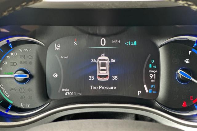 2023 Chrysler Pacifica Hybrid Touring L