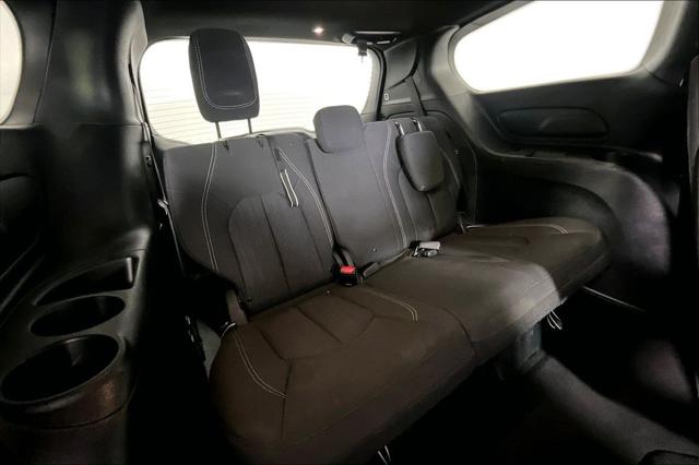 Used 2020 Chrysler Pacifica Touring For Sale in Olive Branch, MS