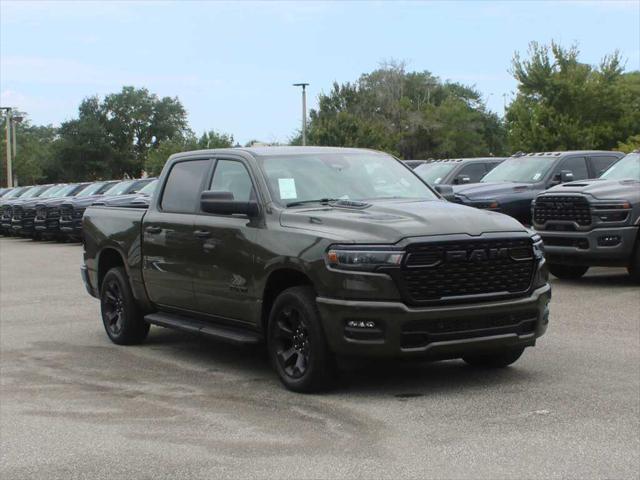 2026 RAM 1500 RAM 1500 EXPRESS CREW CAB 4X4 57 BOX