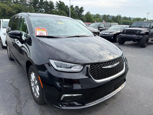 2024 Chrysler Pacifica Touring L 2024 Chrysler Pacifica Touring L