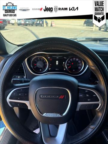 2017 Dodge Challenger SXT Plus