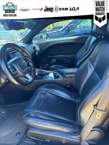 2017 Dodge Challenger SXT Plus