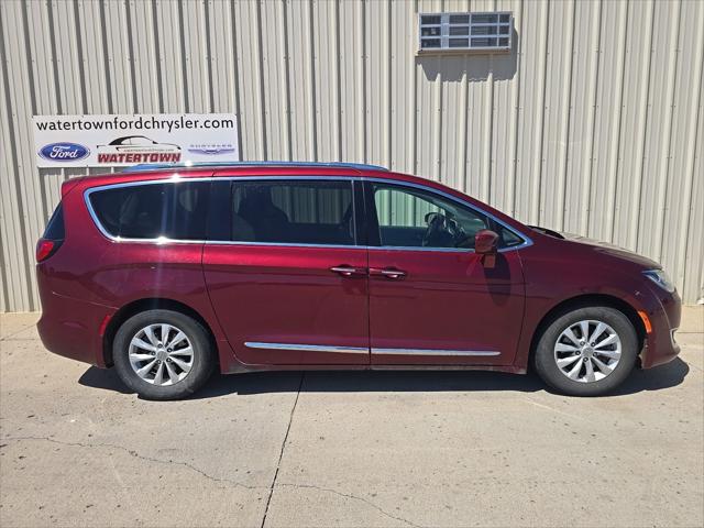 2019 Chrysler Pacifica Touring L for sale in Watertown, SD