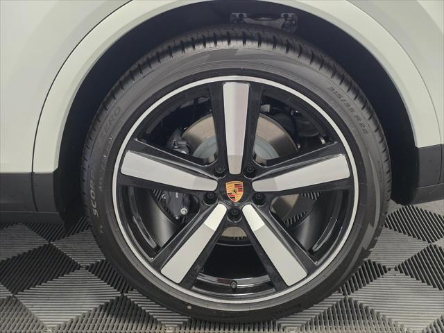 2026 Porsche Cayenne Unknown