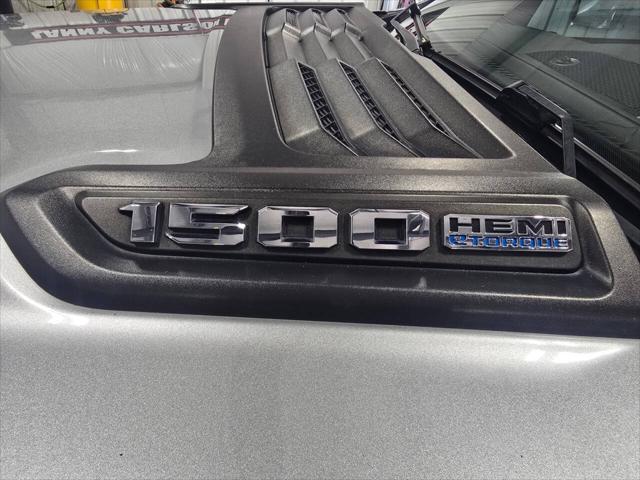 2021 Ram 1500 Laramie Crew Cab 4x4 57 Box