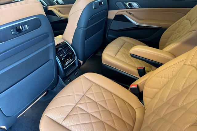 2027 BMW X7 xDrive40i