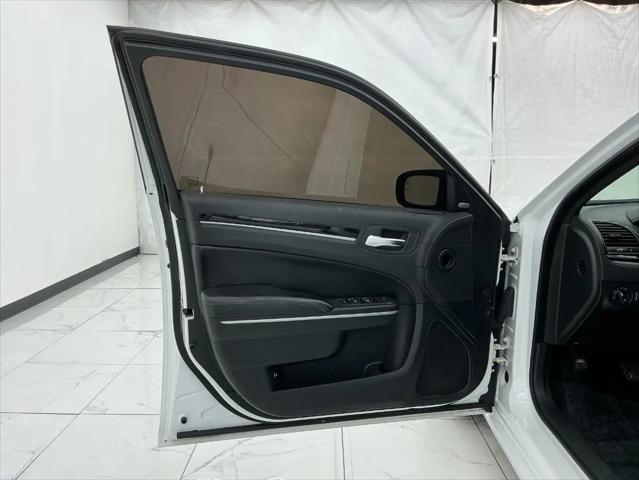 2021 Chrysler 300 300S