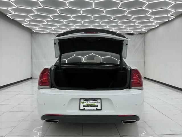 2021 Chrysler 300 300S