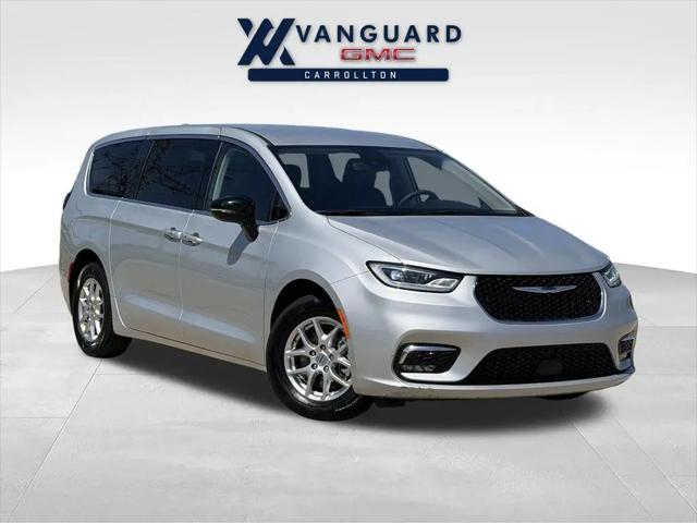 2024 Chrysler Pacifica Touring L for sale in Carrollton, TX