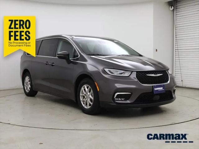 2023 Chrysler Pacifica Touring L for sale in Amherst, NY