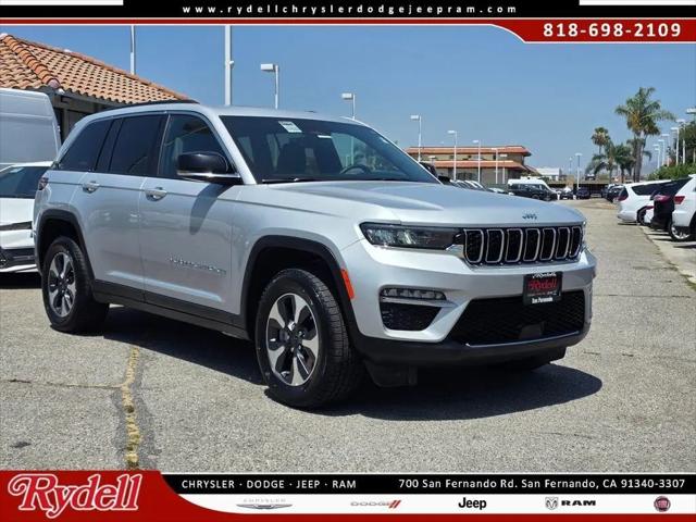 2024 Jeep Grand Cherokee Base for sale in San Fernando, CA