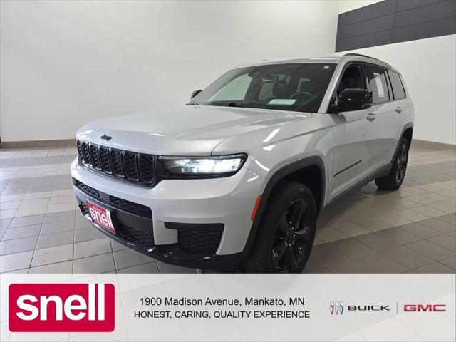 2022 Jeep Grand Cherokee L Altitude 4x4 for sale in Mankato, MN