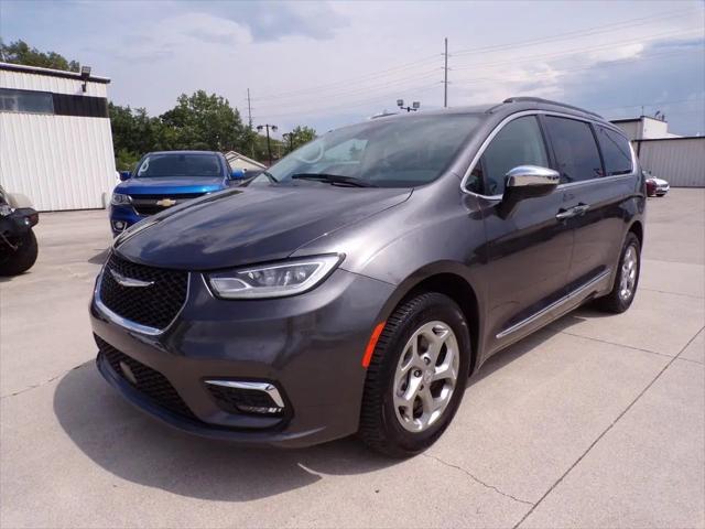 2023 Chrysler Pacifica Limited AWD for sale in Decatur, IN