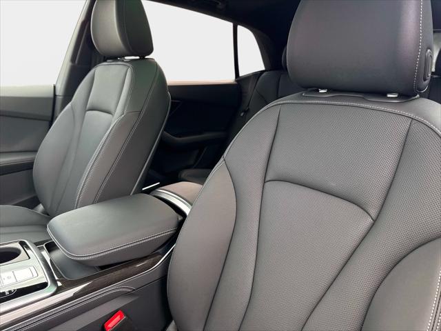 2026 Audi Q8 Premium Plus 55 TFSI quattro Tiptronic