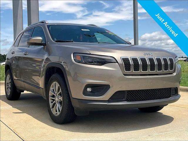 2019 Jeep Cherokee Latitude Plus 4x4 for sale in Marion, IL