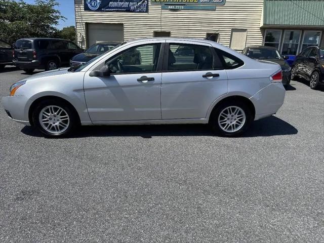 2011 Ford Focus SE for sale in Fredericksburg, PA