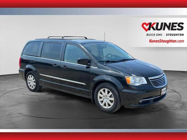 2016 Chrysler Town & Country Touring for sale in Stoughton, WI