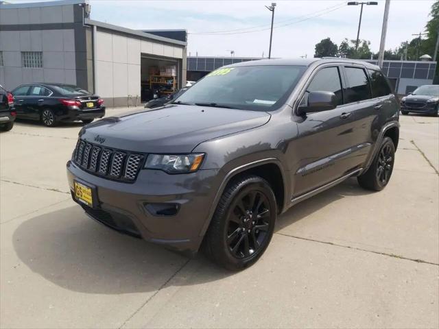 2018 Jeep Grand Cherokee Altitude 4x4 for sale in Milwaukee, WI