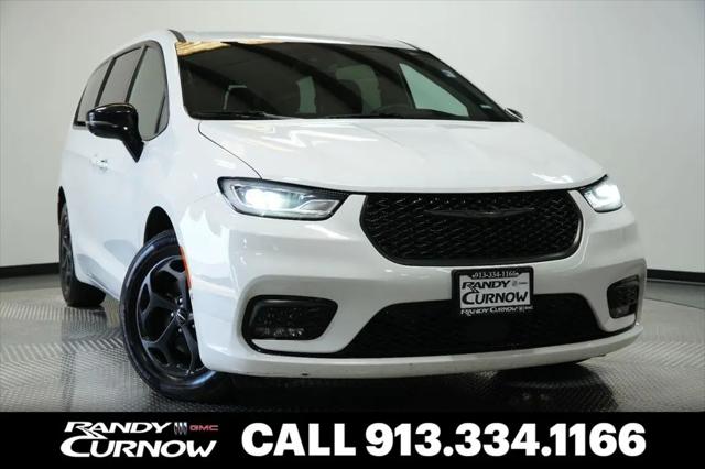 2024 Chrysler Pacifica Hybrid S Appearance Pkg for sale in Kansas City, KS