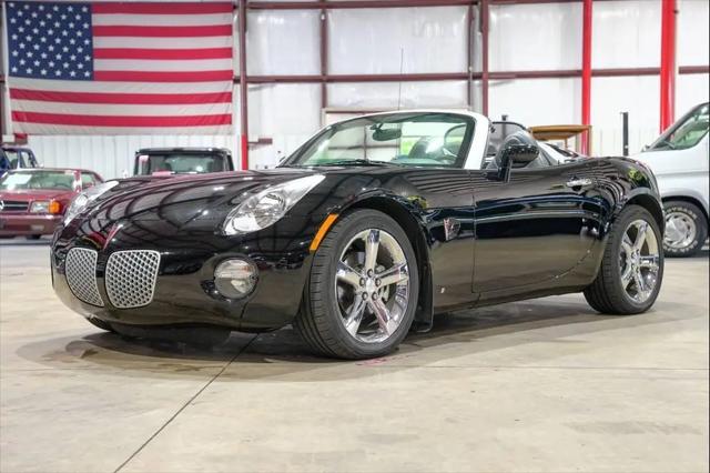 2006 Pontiac Solstice Base 2dr Convertible for sale in Grand Rapids, MI