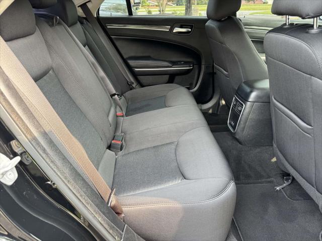 2021 Chrysler 300 Touring