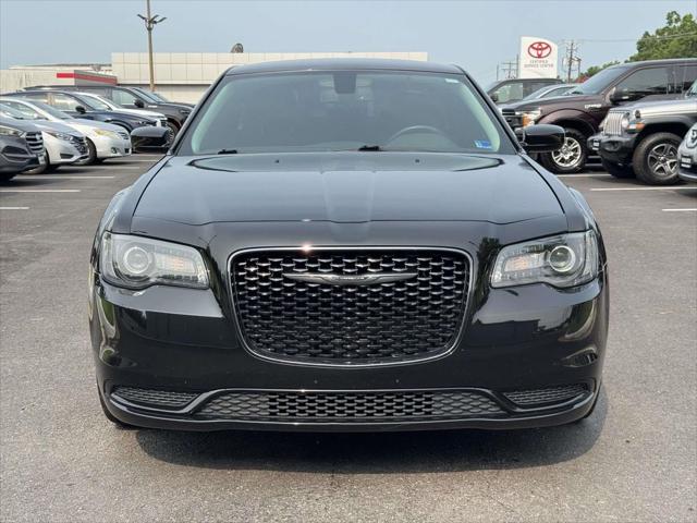 2021 Chrysler 300 Touring