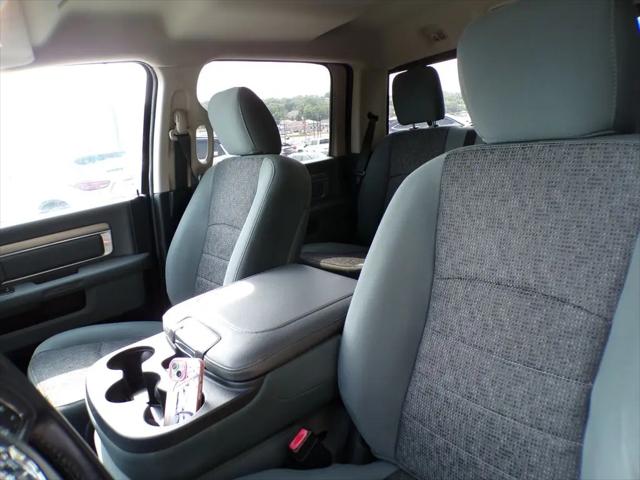 2017 Ram 1500 Big Horn Crew Cab 4x4 64 Box