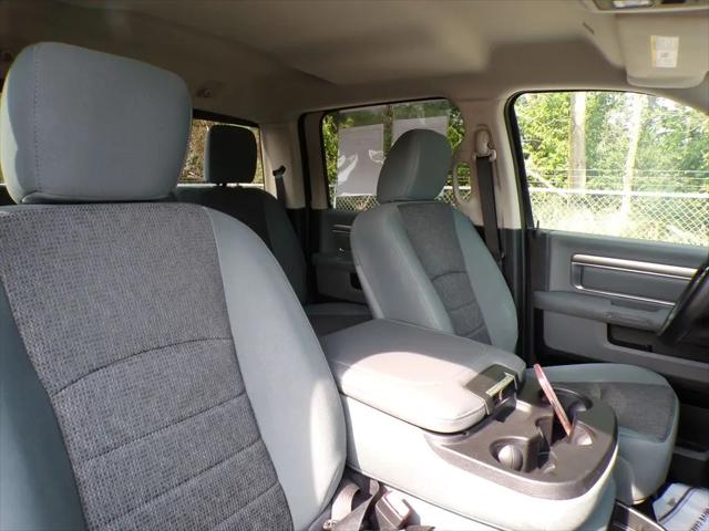 2017 Ram 1500 Big Horn Crew Cab 4x4 64 Box