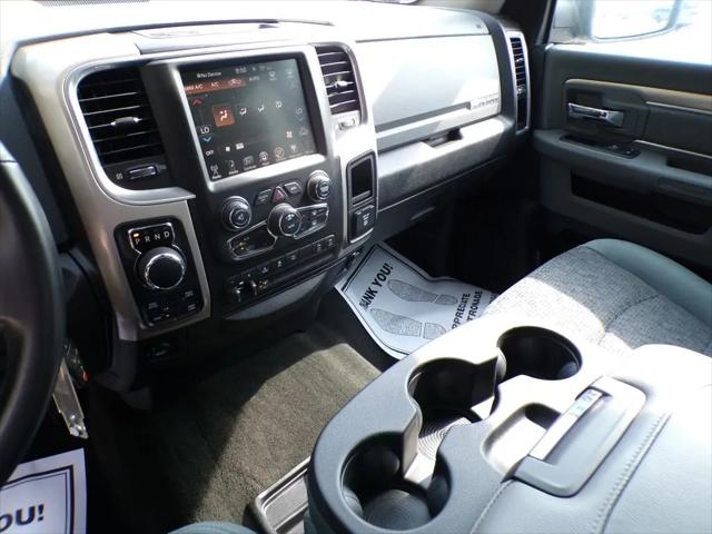 2017 Ram 1500 Big Horn Crew Cab 4x4 64 Box