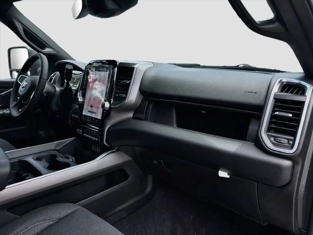 2026 Ram 2500 Big Horn Crew Cab 4x4 64 Box