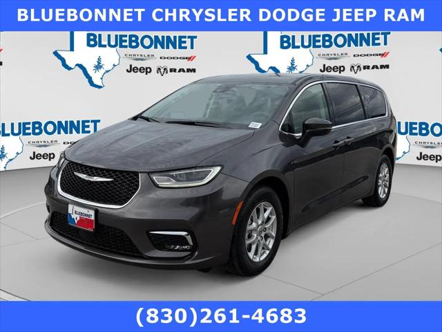 2023 Chrysler Pacifica Touring L for sale in New Braunfels, TX