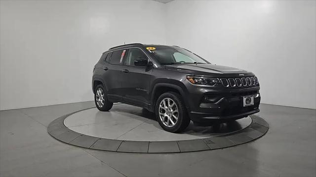 2022 Jeep Compass Latitude Lux 4x4