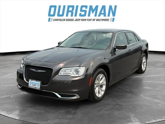 2023 Chrysler 300 Touring