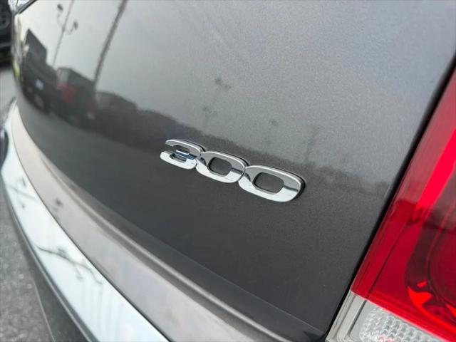2023 Chrysler 300 Touring