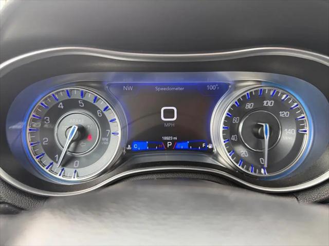 2023 Chrysler 300 Touring