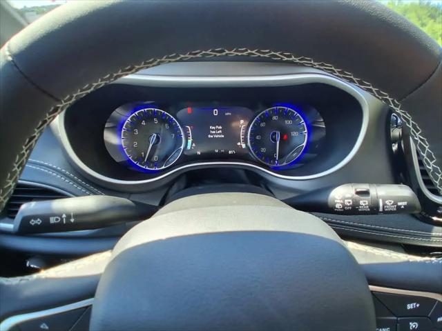 2027 Chrysler Pacifica Select AWD