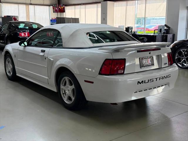 2003 Ford Mustang Premium