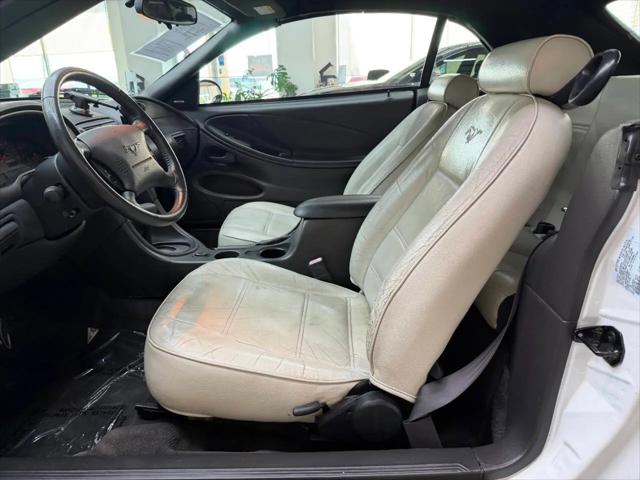 2003 Ford Mustang Premium